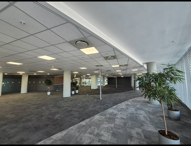 4,000M² OFFICE TO LET IN SANDTON CENTRAL